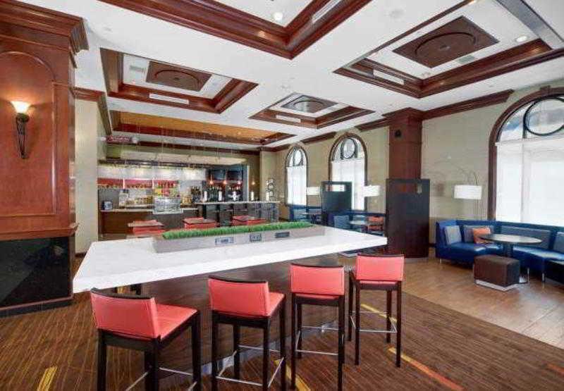 Courtyard By Marriott Norfolk Downtown Exterior foto