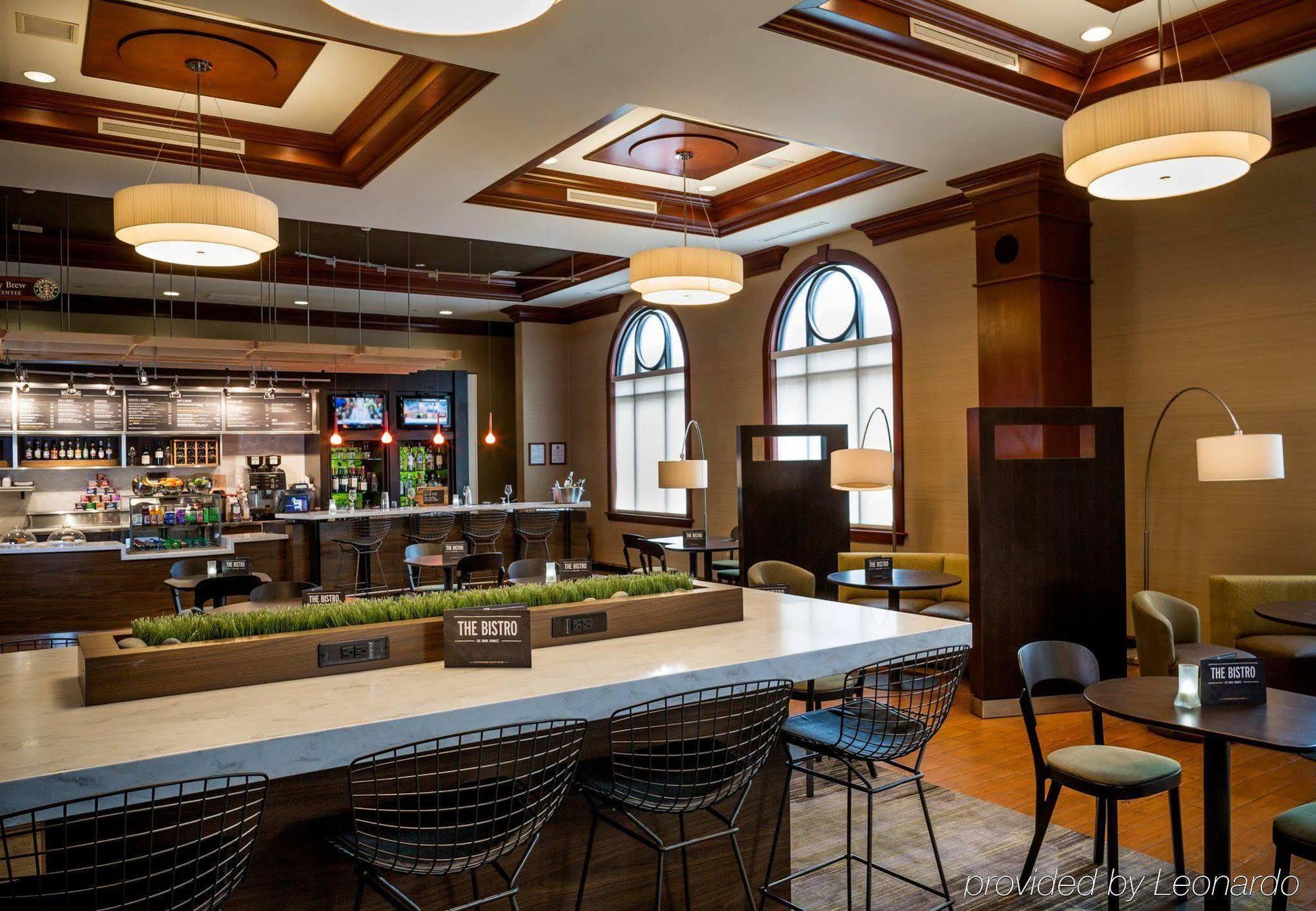 Courtyard By Marriott Norfolk Downtown Exterior foto