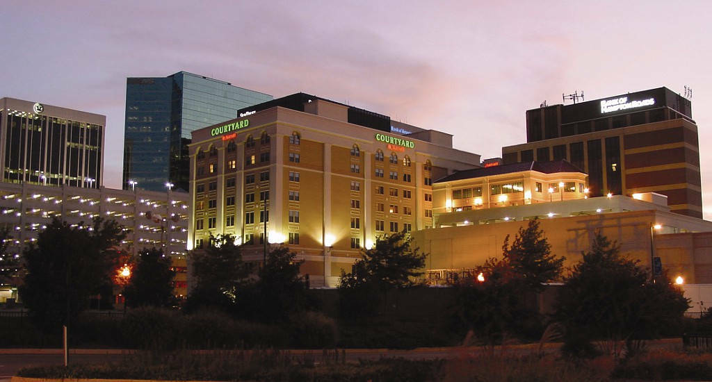 Courtyard By Marriott Norfolk Downtown Exterior foto